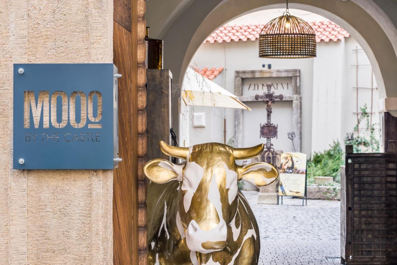 Mooo By The Castle Aparthotel 4*